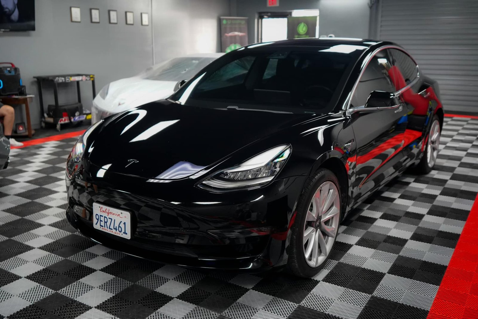 VELO DETAILING gallery image 9